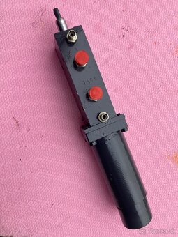 ND na UN 053 Hon - 4