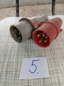 Predám zasuvky na 380/400V - 4