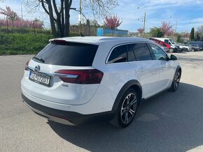 Opel Insignia ST 2.0 CDTI 163k Country Tourer AT6 - 4