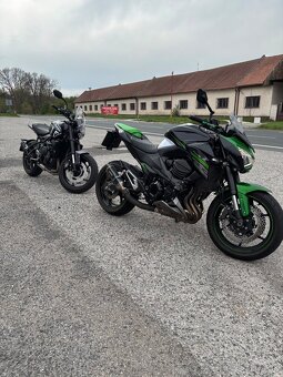 Kawasaki Z800 - 4