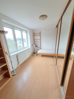 Bratislava-Staré mesto: 4-i byt s terasou pri Horskom parku - 4