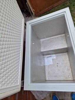 Mrazaci box 240l - 4
