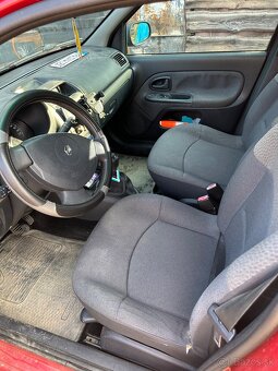 Renault Clio 1.2 - 4