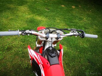Honda CRF 450R, r.v. 2017 s el. startérem - 4