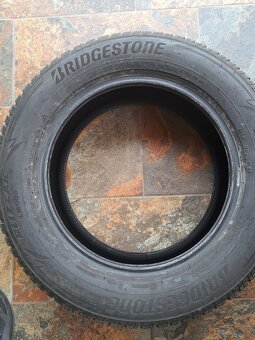215/65 r17 - 4