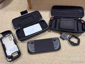 Steam Deck OLED 512 GB+128 GB microSD+2 obaly+ochranné sklo - 4