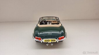 1:18 JAGUAR E CABRIO No. 146 - 4