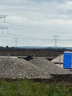 Investičná príležitosť 15 km od továrne na batéri - 4