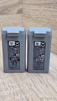 nabijačka a baterie na drony DJI - 4