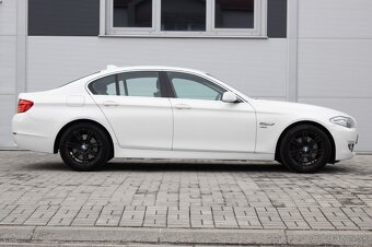 BMW rad 5 530d xDrive A/T - 4