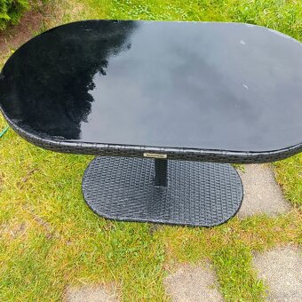 Stol a 2 stolicky - 4