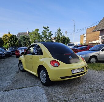 Volkswagen NEW BEETLE 1.6 - benzín - 4