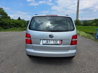 VW Touran - 4