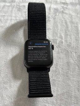 Apple Watch SE 1 generácie 44mm - 4