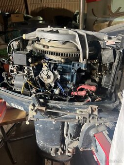 Predám 2 valcový motor Yamaha 30 electric - 4