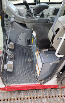 TAKEUCHI TB216 - DIESEL - 4