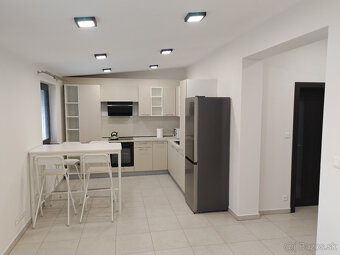 2 izbový byt na prenájom PB ihneď voľný - 4