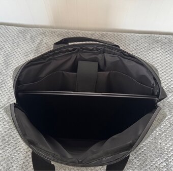 ASUS Zenbook 14 OLED UM3402YA, perfektný stav + obal - 4