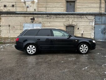 Audi A4 Avant 2.0 TDI - 4
