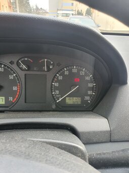 Škoda Fabia 1.4 MPI – STK do 2027 - 600 € - 4