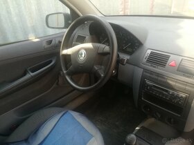 Rozpredám Škoda Fabia na diely - 4