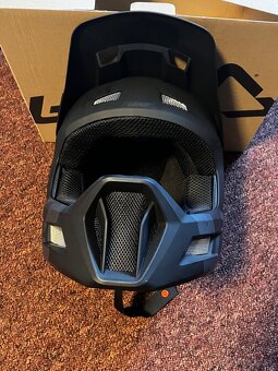 Predám prilbu Leatt Gravity 2.0 L - 4