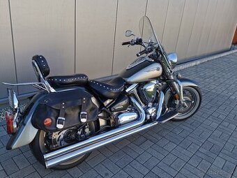 Yamaha Roadstar 1600 - 4