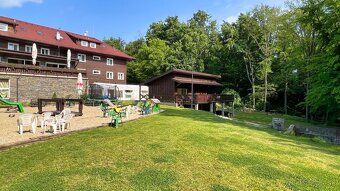 Hotel - reštaurácia s pozemkom 8231 m2, Soblahov, Trenčín - 4