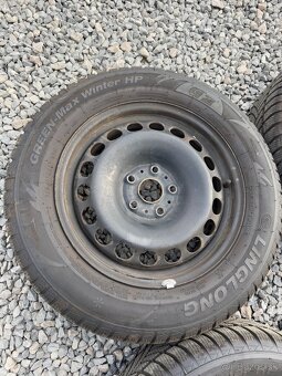 Plecháče a zimné pneumatiky R16 na Superb 3 - 4