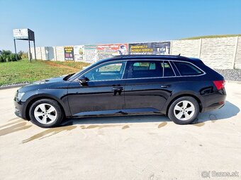 Predám Škoda Superb Combi 2.0 TDI SCR Ambition DSG - 4