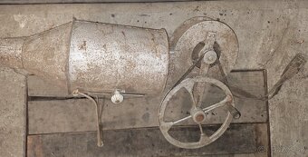 Starožitný duchár na čistenie ošípanej - 4