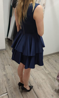 Krátke spoločenské šaty - 4