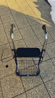 Chodítko pre seniorov štvorkolesové - 4