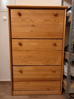 Nábytok - masív - 4