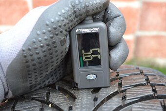 235/55 R19 Michelin Lattitude Alpin - 4