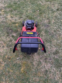 Benzinova kosačka - 4