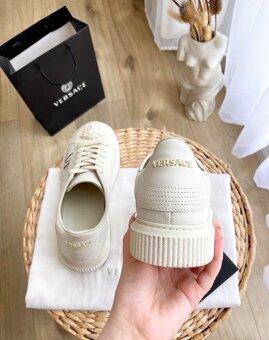 Dásmke originál Versace tenisky - 4