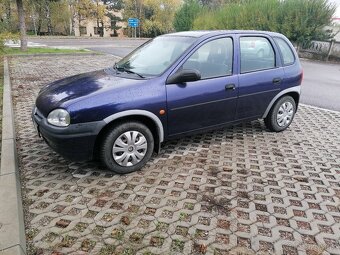 Opel Corsa 1.4 l - 4