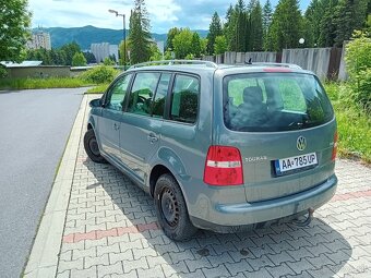 VW Touran - 4