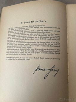 Das Jahr V - 4