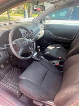 Predám Toyota Avensis 2.0 D-4D - spoľahlivý sedan na predaj - 4