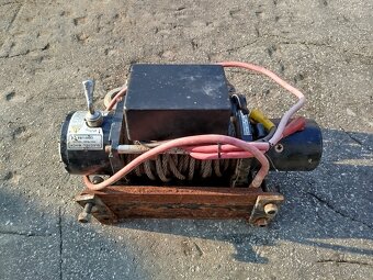navijak 12v CBONE 12000lb 5.5T cena za komplet 150€ - 4