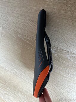 Sedadlo na bajk fi’zik:k - 4