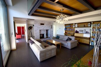 Predaj exkluzívneho viladomu 360m2, Nové Mesto n/V - 4