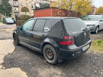 VOLKSWAGEN GOLF 4 - 4