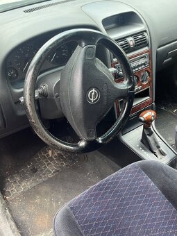 Opel Astra G - 4