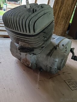 Motor ČZ - 4