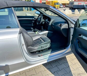 Predám Audi A5 cabrio S-line - 4