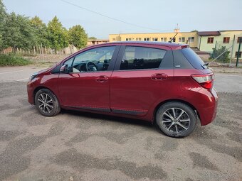 Toyota Yaris - 4