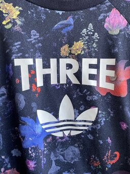 Dámska kvetovaná mikina Adidas Originals “THREE” – veľkosť X - 4